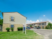 Eden Manor in Pascagoula, MS - Foto de edificio - Building Photo