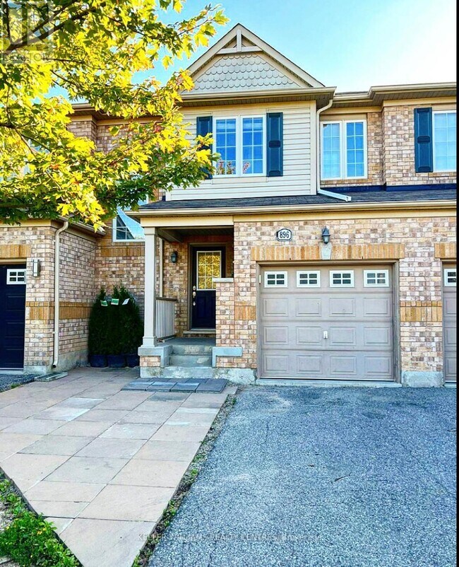 property at 896 Thompson Rd S