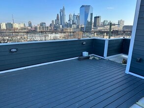 256 N 32nd St, Unit #1 in Philadelphia, PA - Foto de edificio - Building Photo