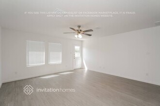 5118 Volunteer Dr in Ennis, TX - Building Photo - Building Photo