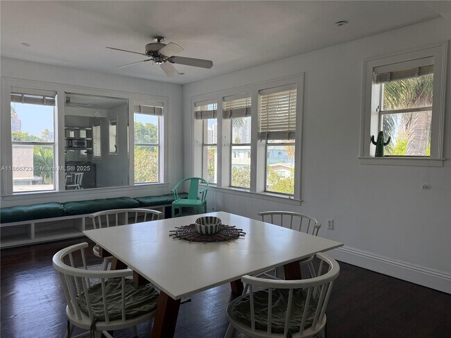 1027 Pennsylvania Ave in Miami Beach, FL - Building Photo - Building Photo