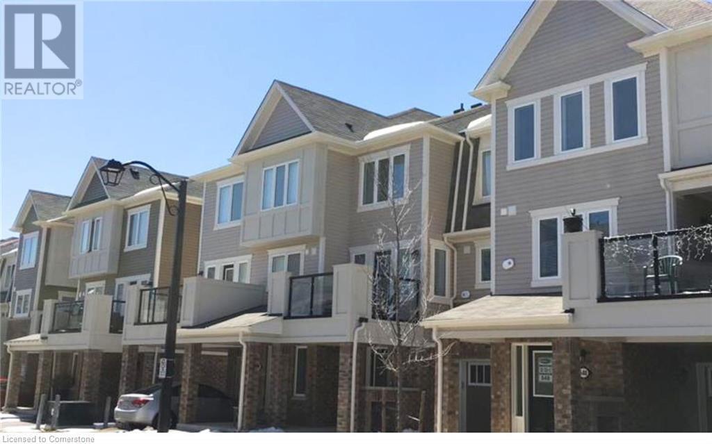 550 Goldenrod Ln in Kitchener, ON - Building Photo
