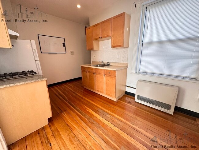 22 Henchman St, Unit 2 in Boston, MA - Building Photo - Building Photo