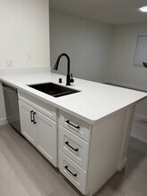 5100 La Pamela Way in Sacramento, CA - Building Photo - Building Photo