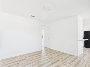 1602 9th St in Marble Falls, TX - Building Photo - Building Photo
