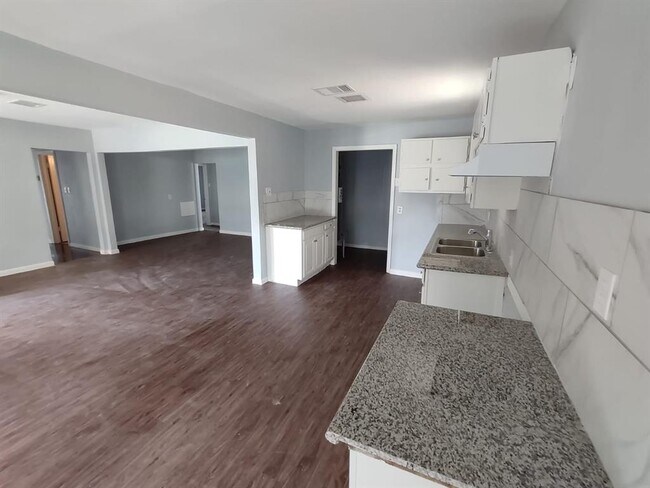 4314 Tareyton Ln in Houston, TX - Building Photo - Building Photo