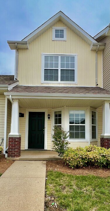 21 Ellington Terrace in Clarksville, TN - Building Photo