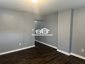 1501 Cox St in Baltimore, MD - Foto de edificio - Building Photo