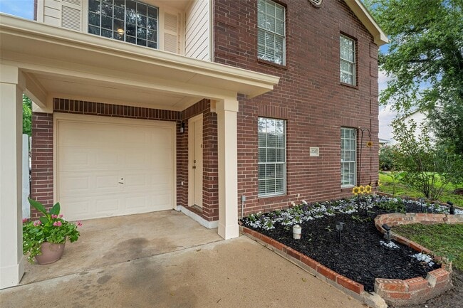 12714 Verdant Brook Dr in Houston, TX - Building Photo - Building Photo