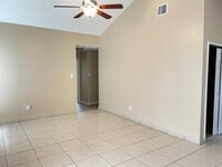 15807 Beechnut St photo'