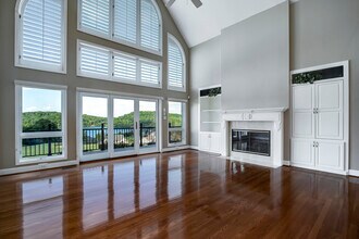 209 Tooweka Trce in Loudon, TN - Building Photo - Building Photo