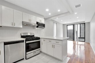 148-36 89th Ave in Queens, NY - Foto de edificio - Building Photo