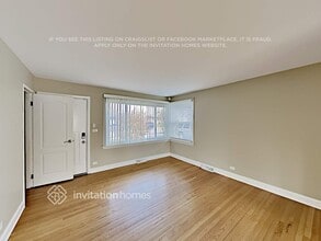 253 E La Porte Dr in Addison, IL - Building Photo - Building Photo
