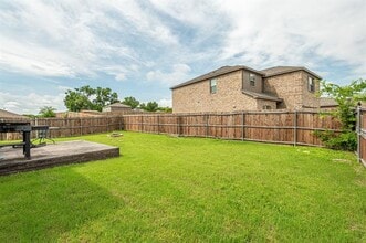 3213 Elam Dr in Anna, TX - Foto de edificio - Building Photo