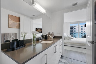 Wake Biscayne Bay in North Bay Village, FL - Building Photo - Building Photo