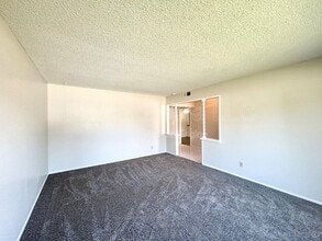 646 Grambling Ct in Merced, CA - Building Photo - Building Photo