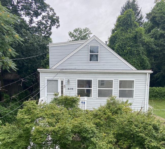 8108 Greenwood Ave in Takoma Park, MD - Building Photo - Building Photo