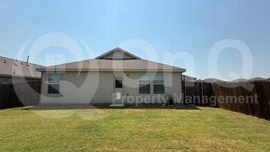 14017 Ilderton St in Pilot Point, TX - Building Photo - Building Photo