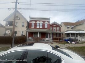 1019 N Irving Ave in Scranton, PA - Building Photo