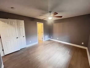 1716 Belay Way in Louisville, KY - Building Photo - Building Photo