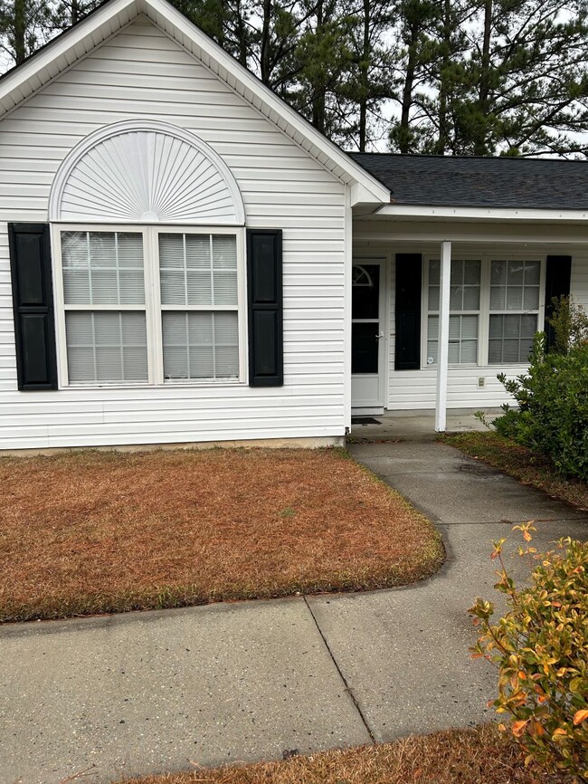 property at 1004 Mimosa Ln