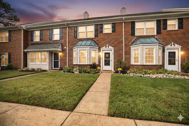 105 Choisy Crescent