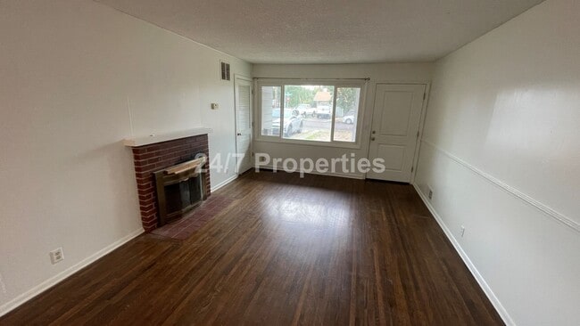 700 Riverdale Dr in Gladstone, OR - Building Photo - Building Photo