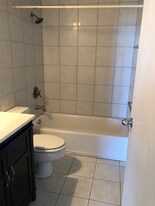 3045 Ala Napuaa Pl in Honolulu, HI - Building Photo