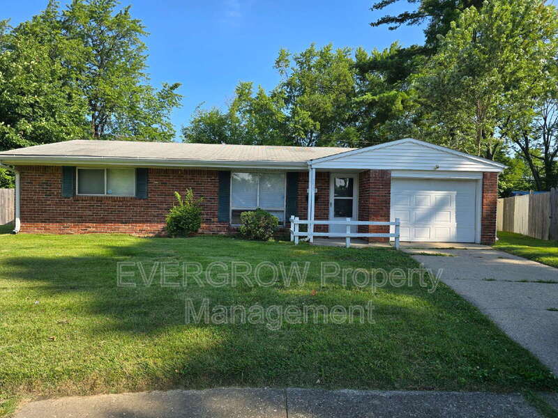 3626 Ireland Ct in Indianapolis, IN - Foto de edificio