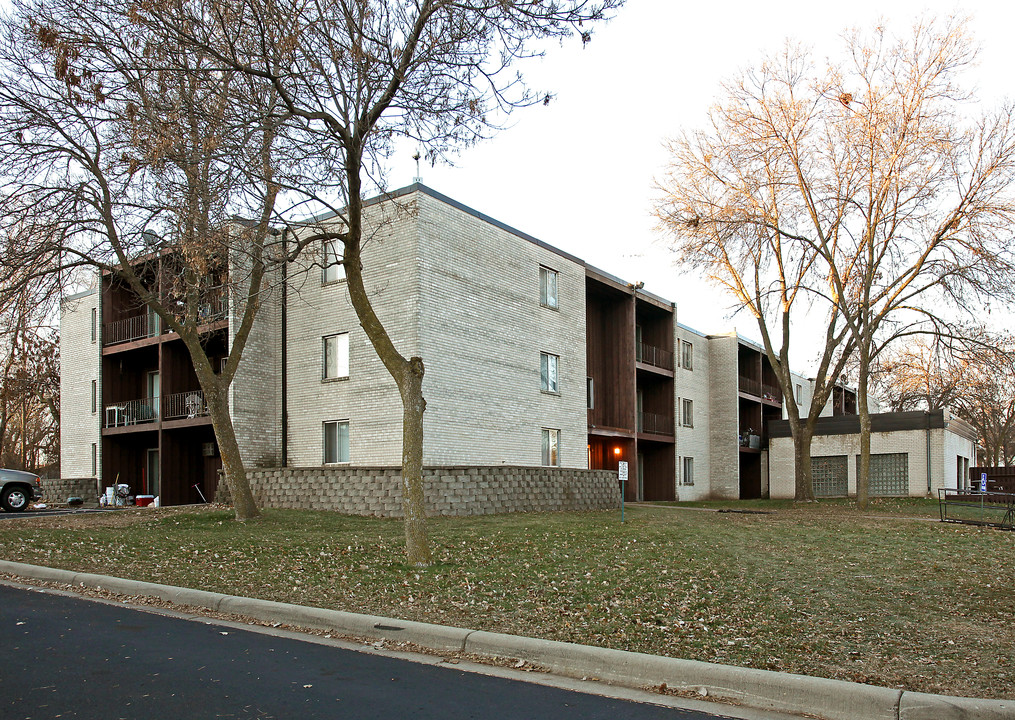 1905 Wilson Ave in St. Paul, MN - Building Photo