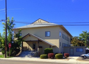 Indiana Avenue Apartments in Caldwell, ID - Building Photo - Building Photo