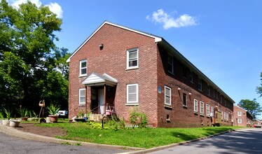 Lincoln Heights in Schenectady, NY - Foto de edificio - Building Photo