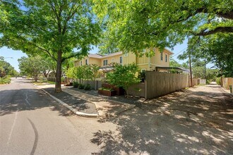 1403 W 12th St in Austin, TX - Building Photo - Building Photo
