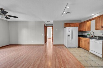 48 N Mountain Rd in New Britain, CT - Building Photo - Building Photo