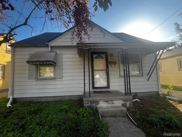 property at 4957 Polk St