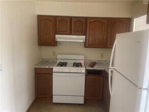 1402 Behrman Ave in New Orleans, LA - Foto de edificio - Building Photo