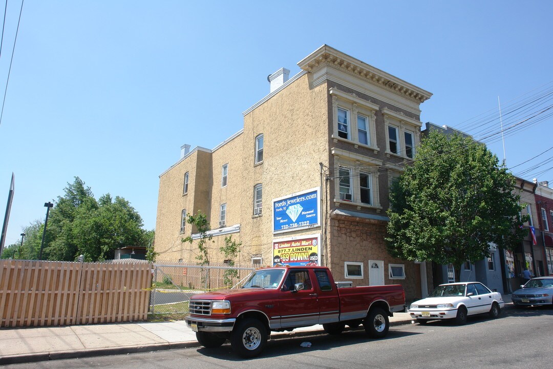 167 Hall Ave in Perth Amboy, NJ - Building Photo