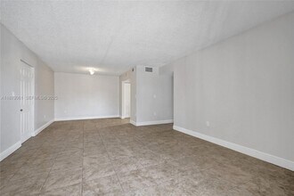 11515 NW 22nd Ave in Miami, FL - Building Photo - Building Photo