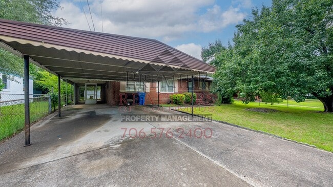 4526 Sentry St in Columbus, GA - Foto de edificio - Building Photo