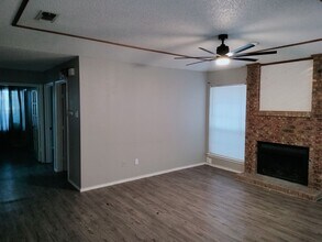 5545 93rd St in Lubbock, TX - Building Photo - Building Photo