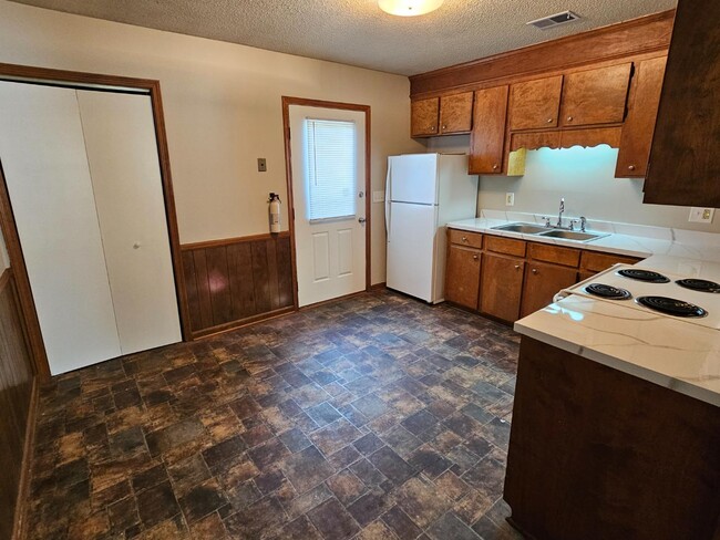 3904 Persimmon St in Columbia, SC - Building Photo - Building Photo