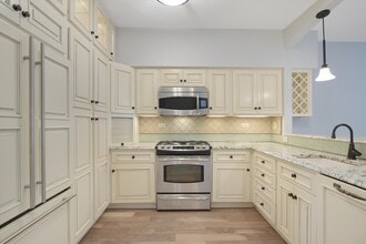 169 Sierra Pass Dr in Schaumburg, IL - Building Photo - Building Photo