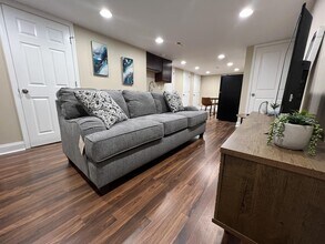 4058 Edgewood Rd in Baltimore, MD - Building Photo - Building Photo