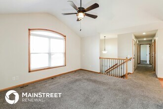 503 Lake Meadows Dr in Smithville, MO - Building Photo - Building Photo