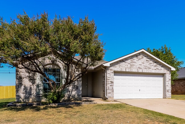 property at 1411 Dakota Trail