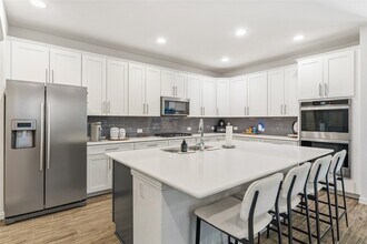 1934 Peace Pl in St Paul, TX - Building Photo - Building Photo