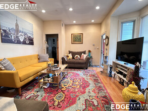 48 Carleton St, Unit 1 in Newton, MA - Building Photo - Building Photo