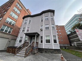 14 Relay Pl in Stamford, CT - Building Photo