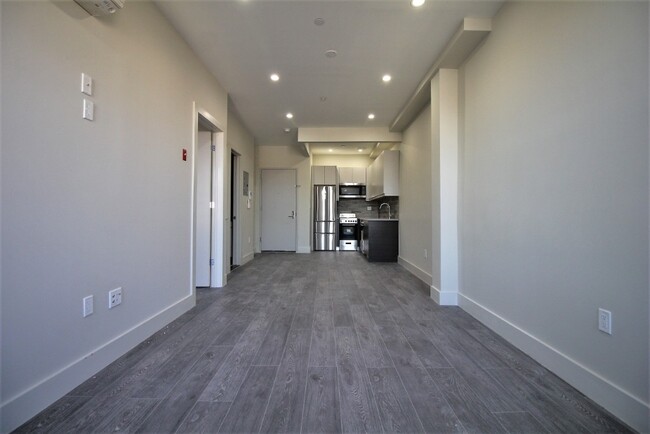NEW 1 Bed in Prospect Park South!