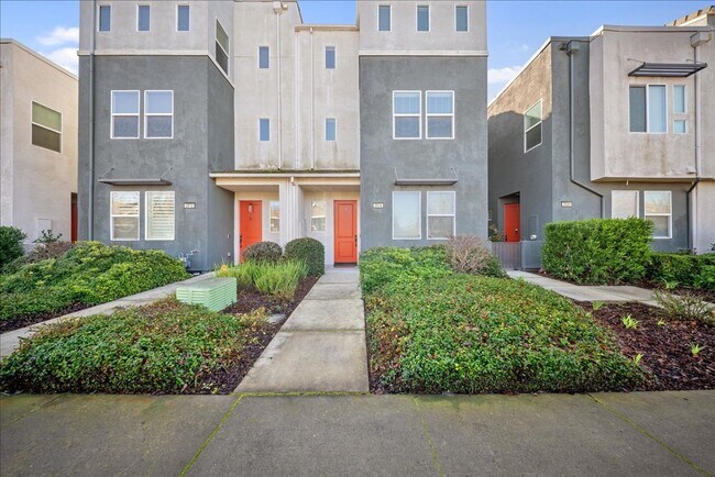 2516 Prosper Rd in Sacramento, CA - Building Photo - Building Photo